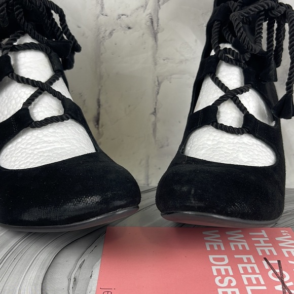 Jeffrey Campbell Zaun-Hi Black Suede Lace-Up Block Heel Round Toe Hi Ankle Pumps - Picture 6 of 13
